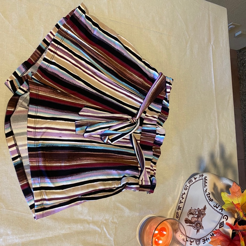 High waisted soft shorts